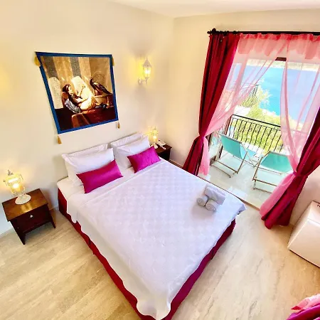 Ξενοδοχείο Club Barbarossa 4*